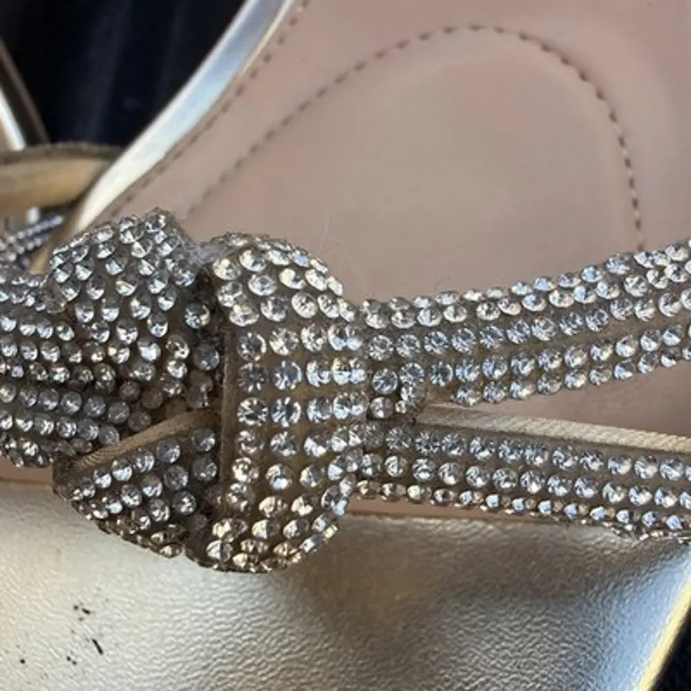 Badgley Mischka elegant heatstone
